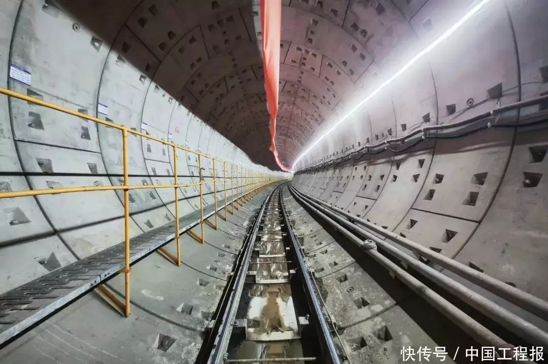 北京轨道交通13号线左线盾构顺利贯通